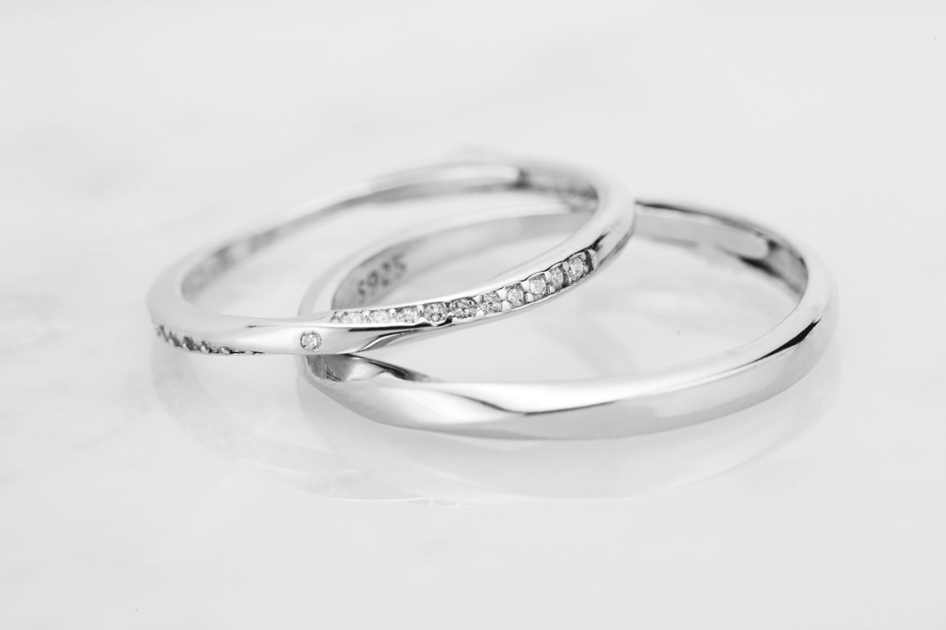 ペアリング ねじれ キュービックジルコニア S925製【NSPR42】