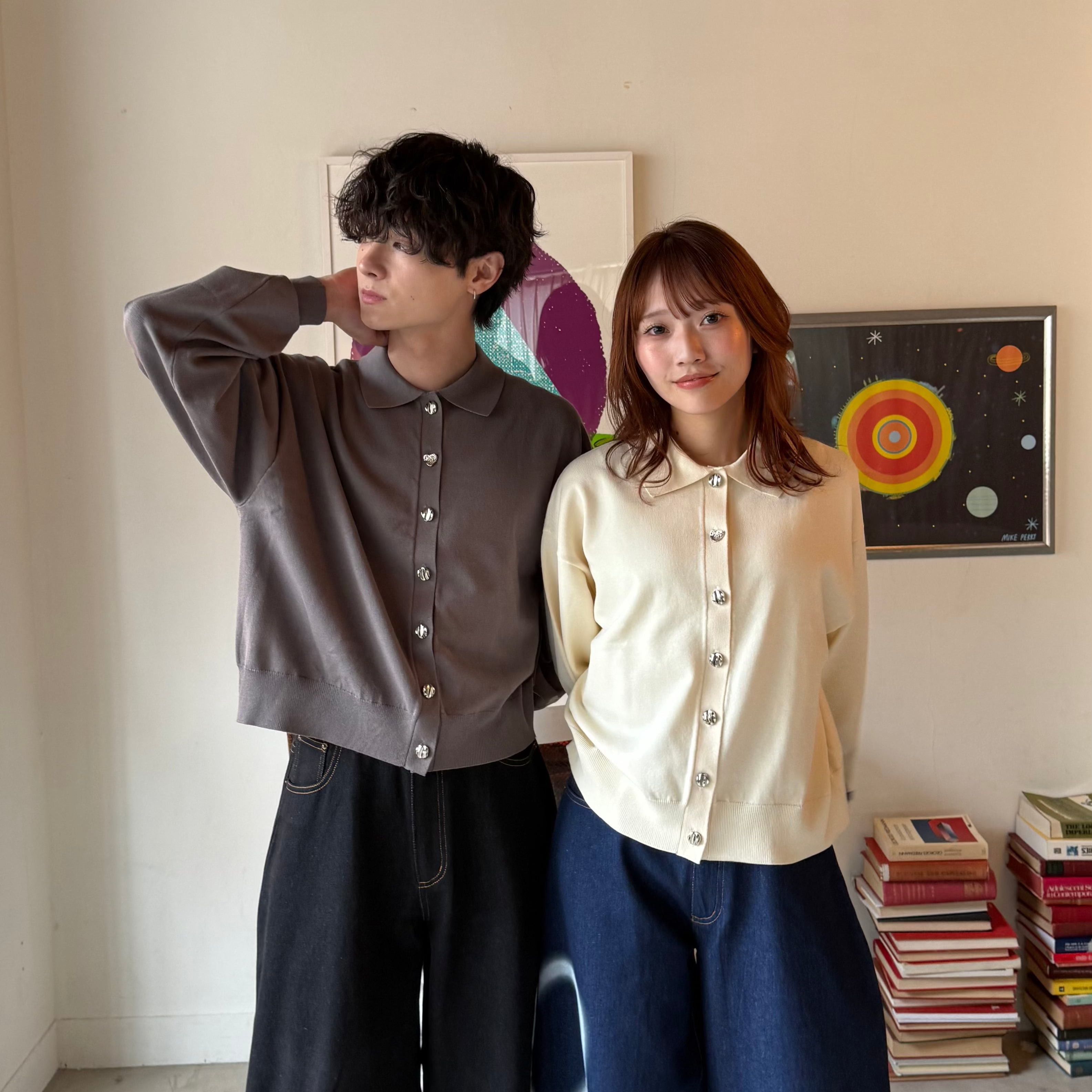 ペア着用・腕を上げたときのシルエット